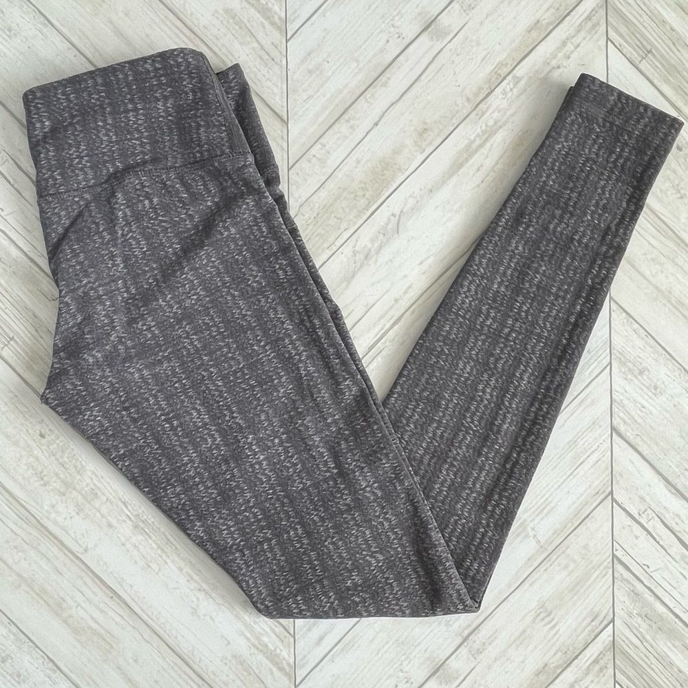 Lululemon Wunder Under Leggings Multi Color Size 8 Runs very small. More like S6